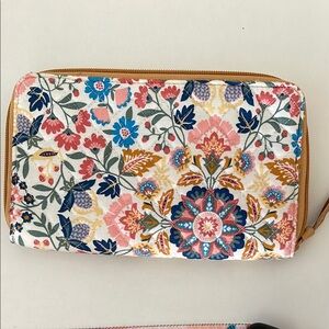 RFID Deluxe Travel Wallet Enchanted Mandala